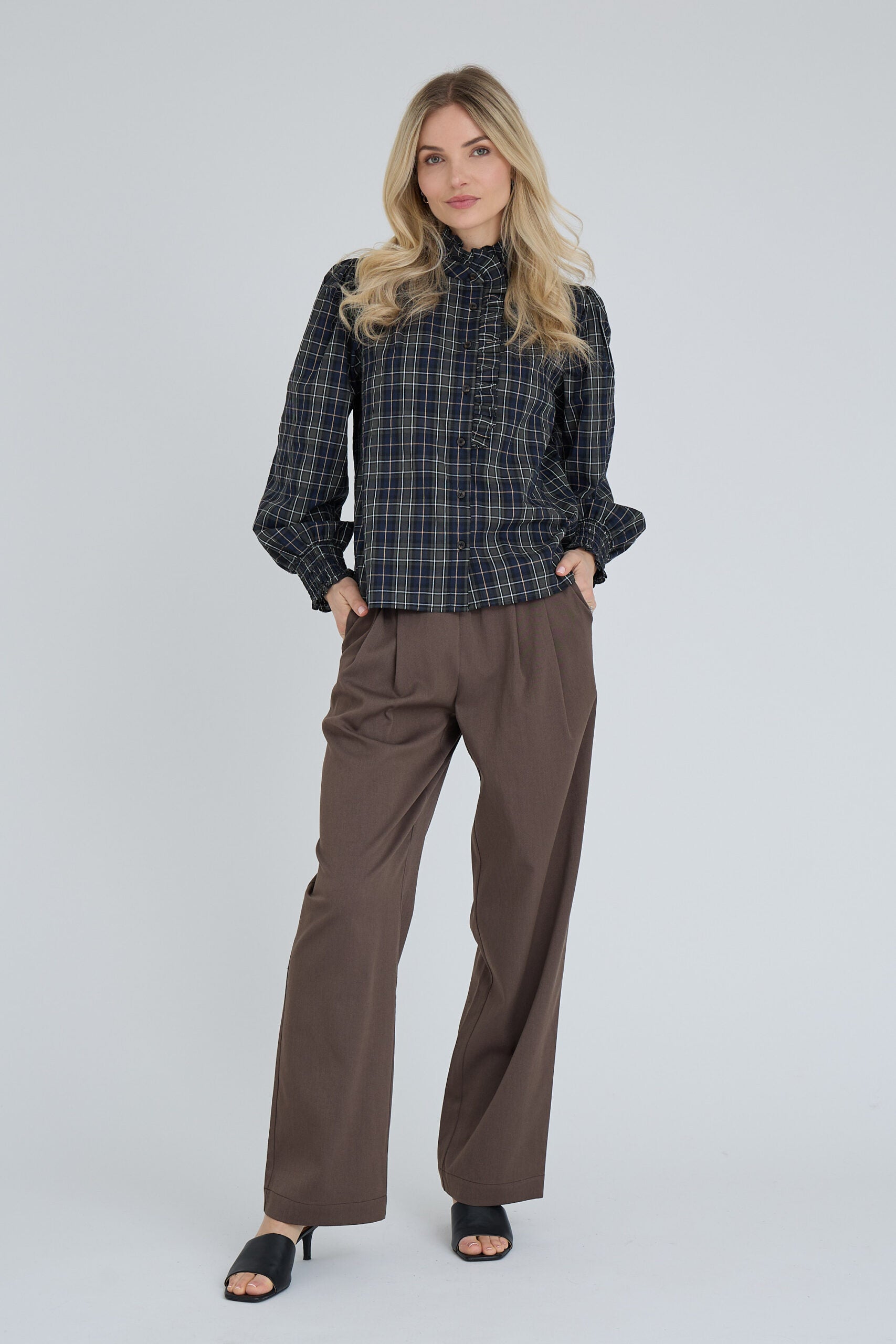 A-view Clova Check Shirt - Army/Black