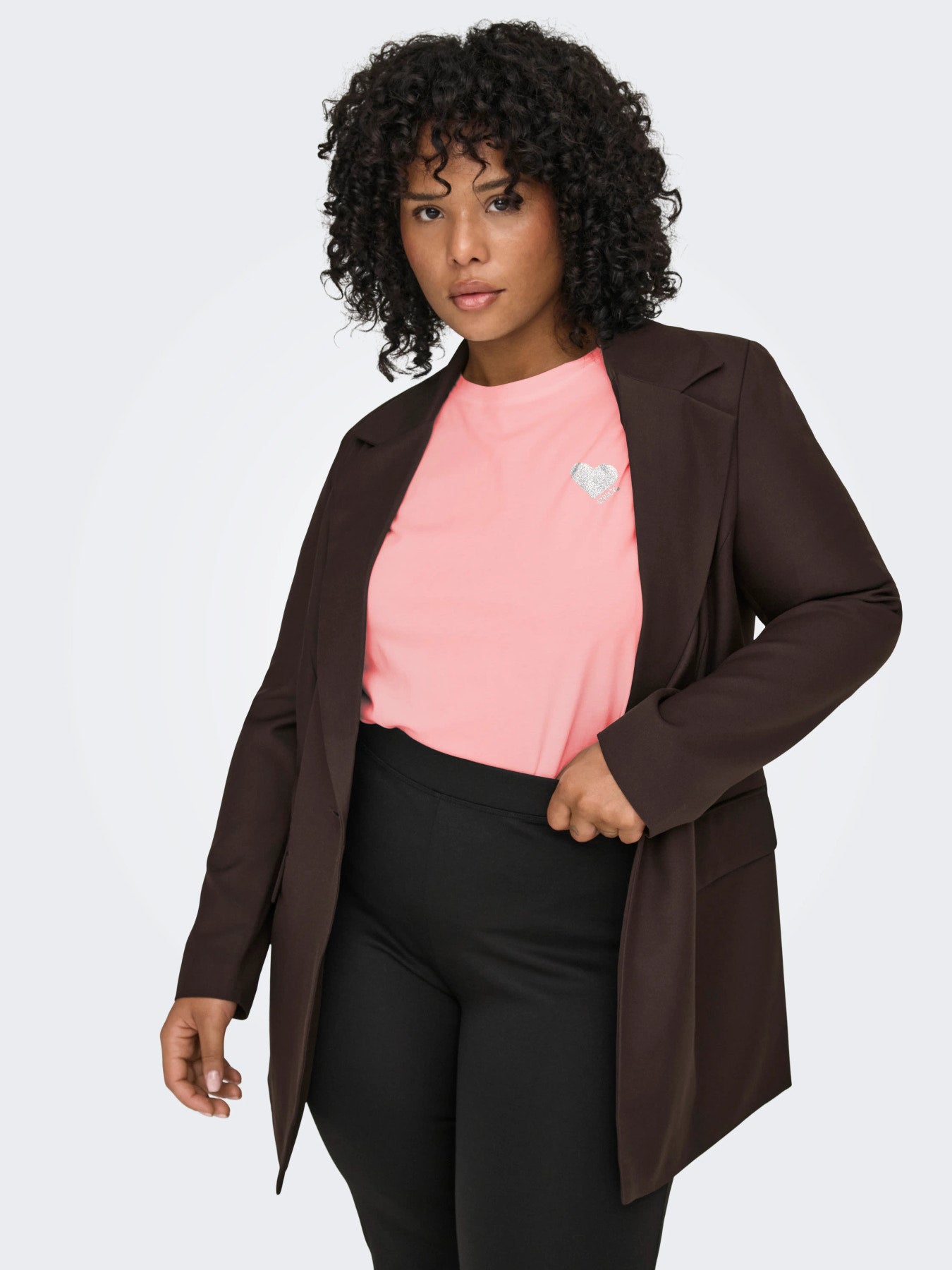 ONLY CARMAKOMA CARKITA S/S LOGO TOP JRS NOOS LYSERØD
