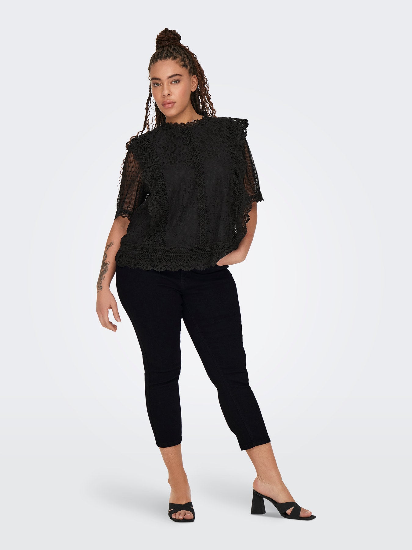 ONLY CARMAKOMA WILLY REG WAIST DNM CAPRI NOOS