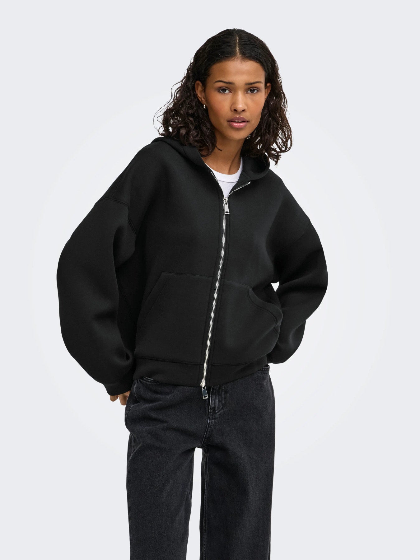JDY SABRINA L/S SCUBA ZIP HOODIE JRS NOOS