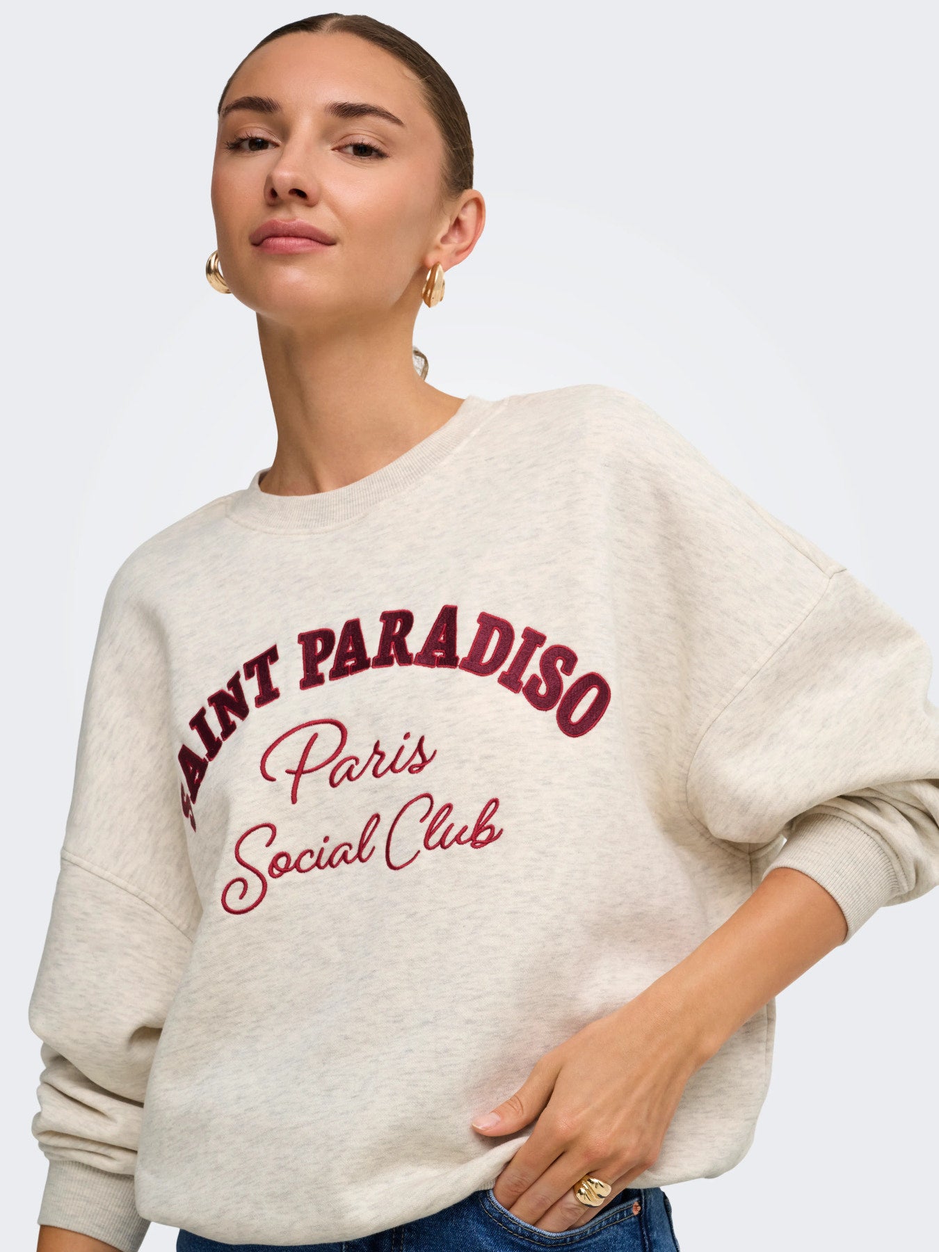 JDY MESA LIFE L/S O-NK EMB SWEAT JRS NOOS Oatmeal MELANGE/WIND WINE+TIB RED SAINT EMB