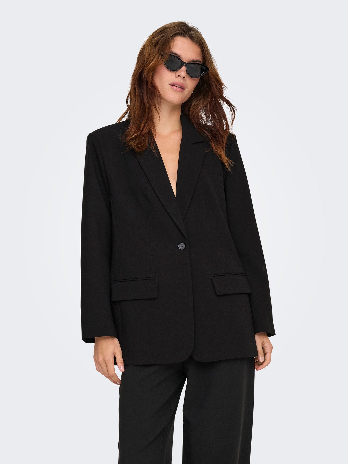 ONLY LINDA-RAVEN L/S BF BLAZER TLR NOOS