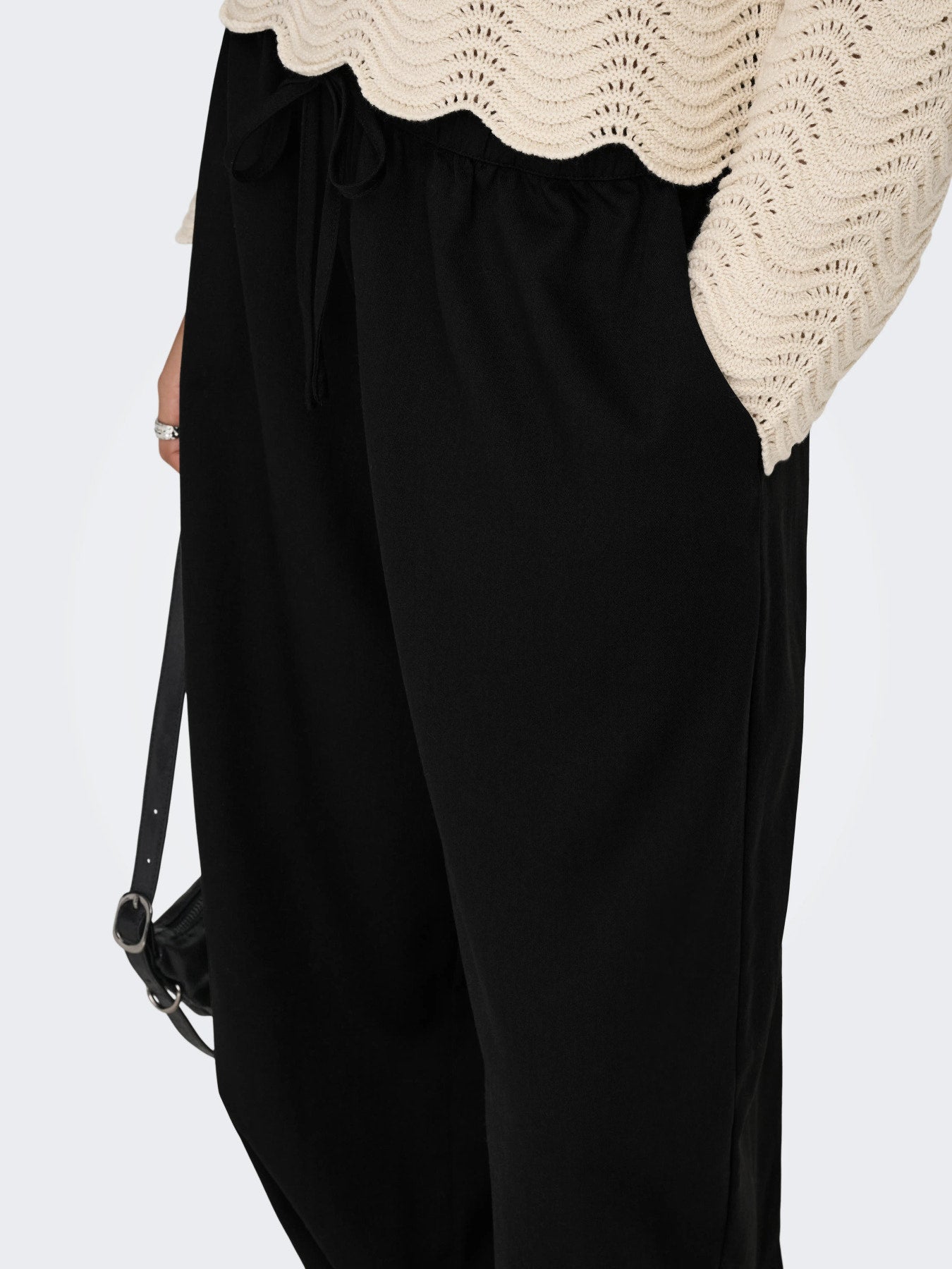 JDY PALOMA MW LOOSE PANT WVN NOOS SORT