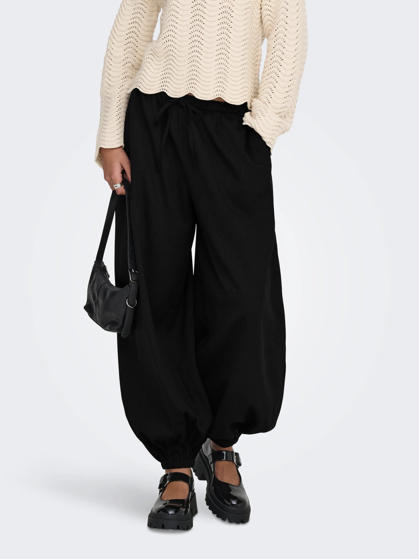 JDY PALOMA MW LOOSE PANT WVN NOOS SORT