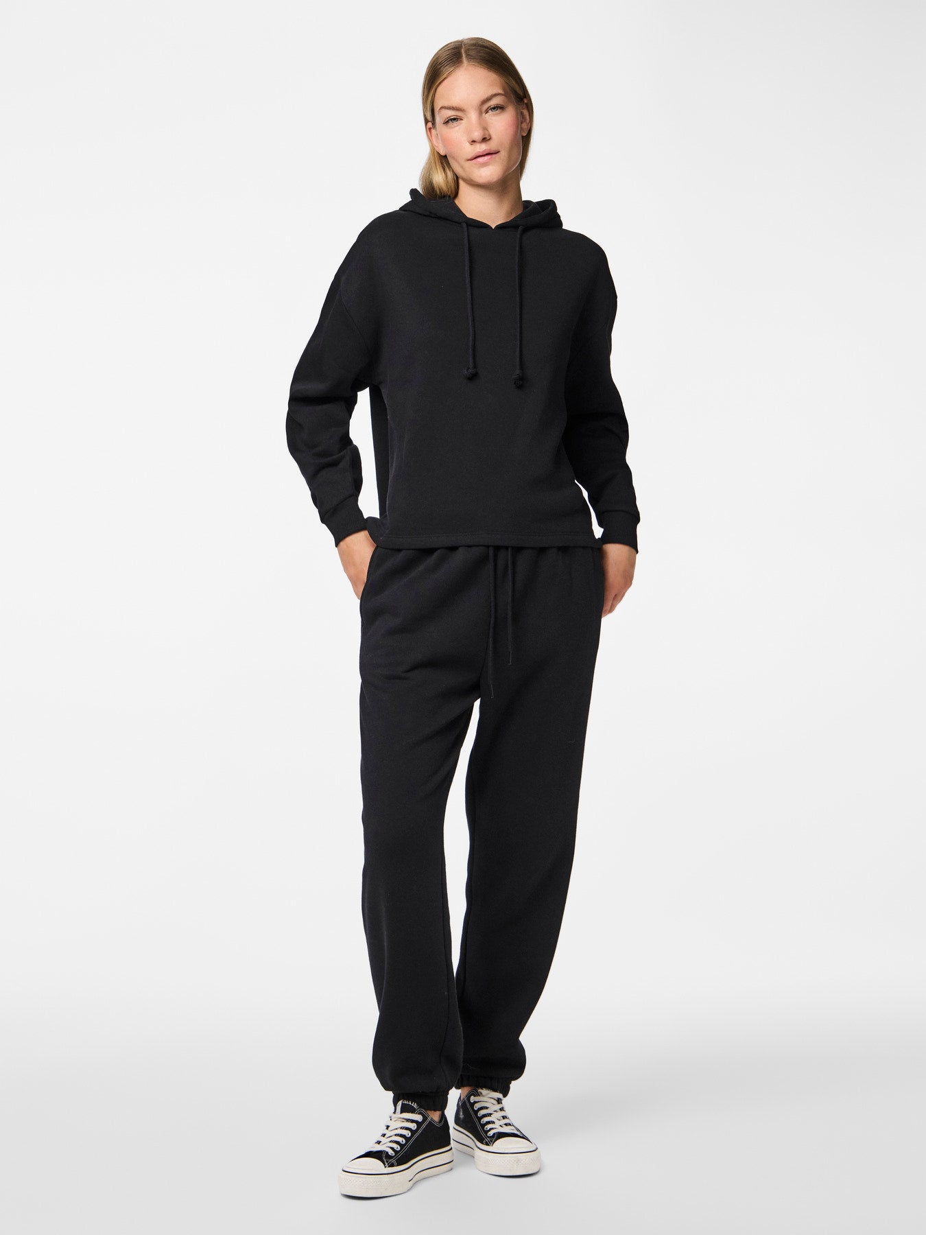 PIECES CHILLI HW SWEAT PANTS NOOS BC BLACK