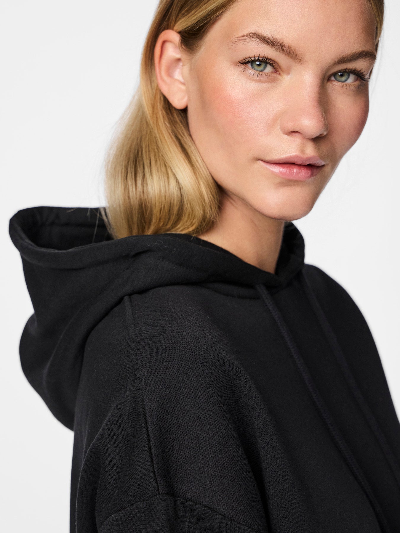 PIECES CHILLI LS HOODIE NOOS BC SORT