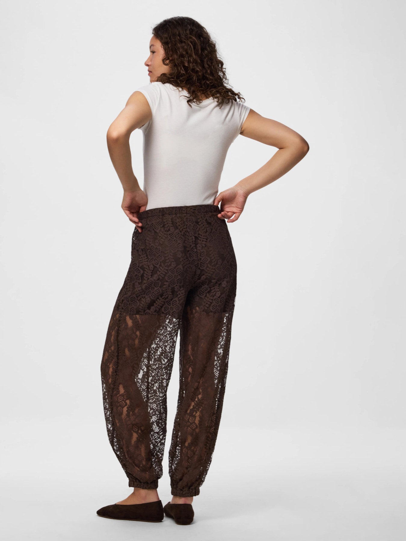 PIECES ALINE HW BALLOON LACE PANTS W HOT FUDGE