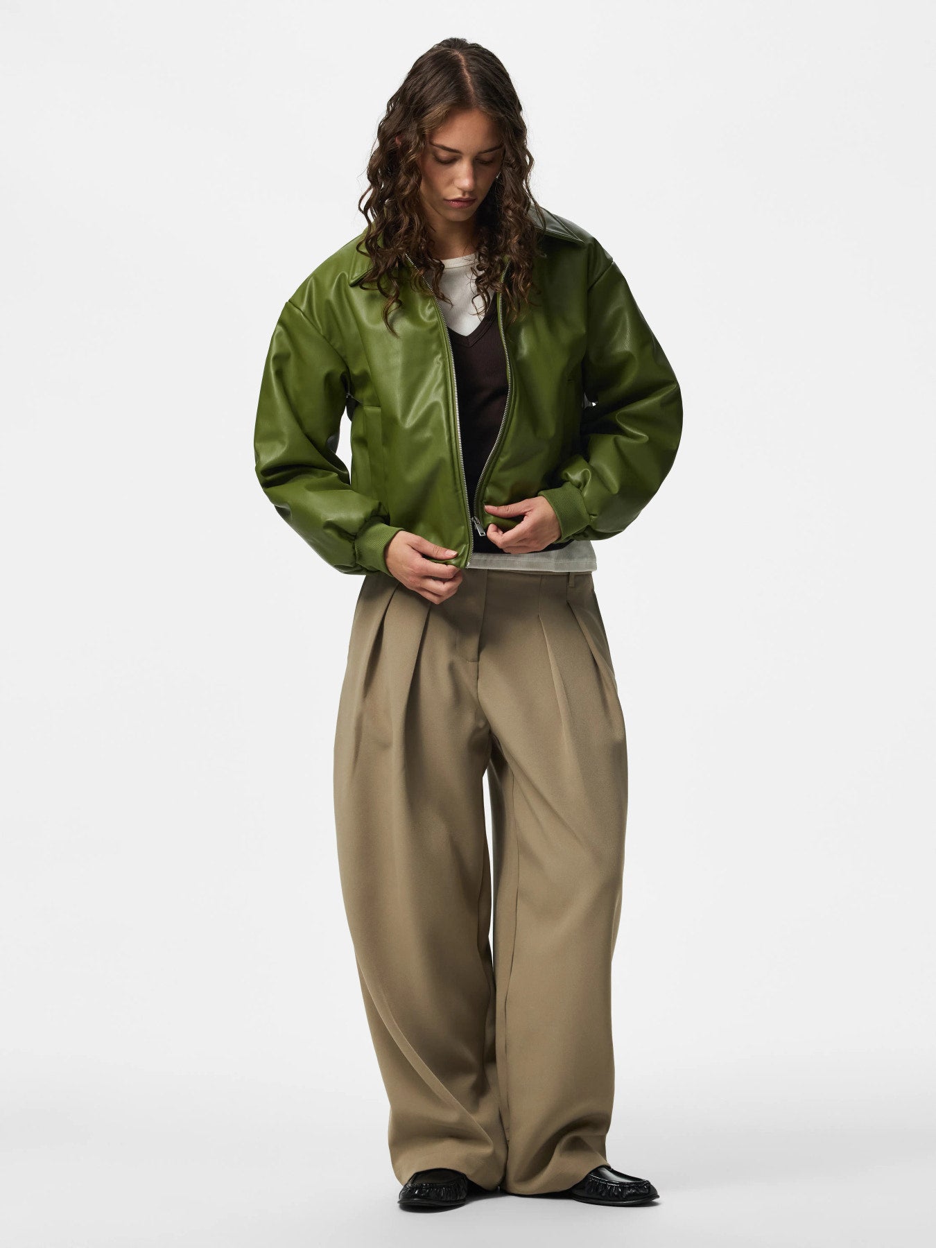 PIECES LARA PADDED COATED BOMBER JACKET WB BC Spagnum
