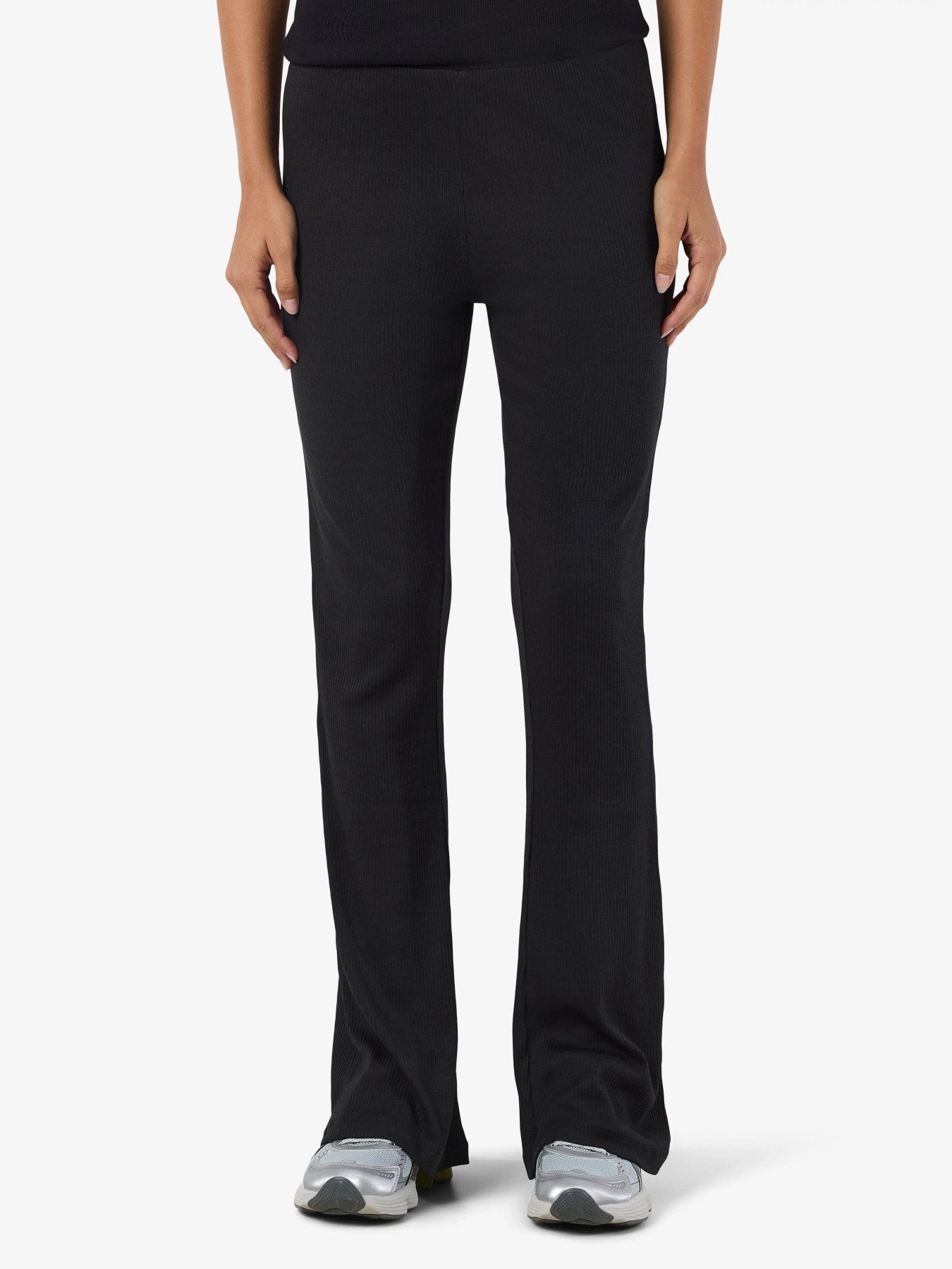 NOISY MAY PASA HW FLARED PANTS NOOS BLACK