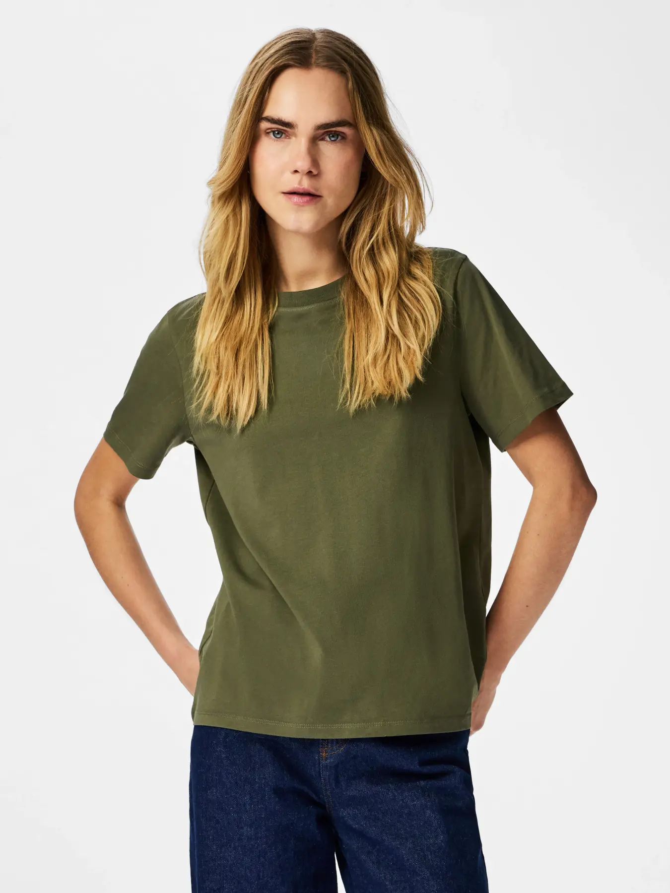 PIECES RIA SS SOLID TEE JRS NOOS BC DEEP LICHEN GREEN - Billede 2