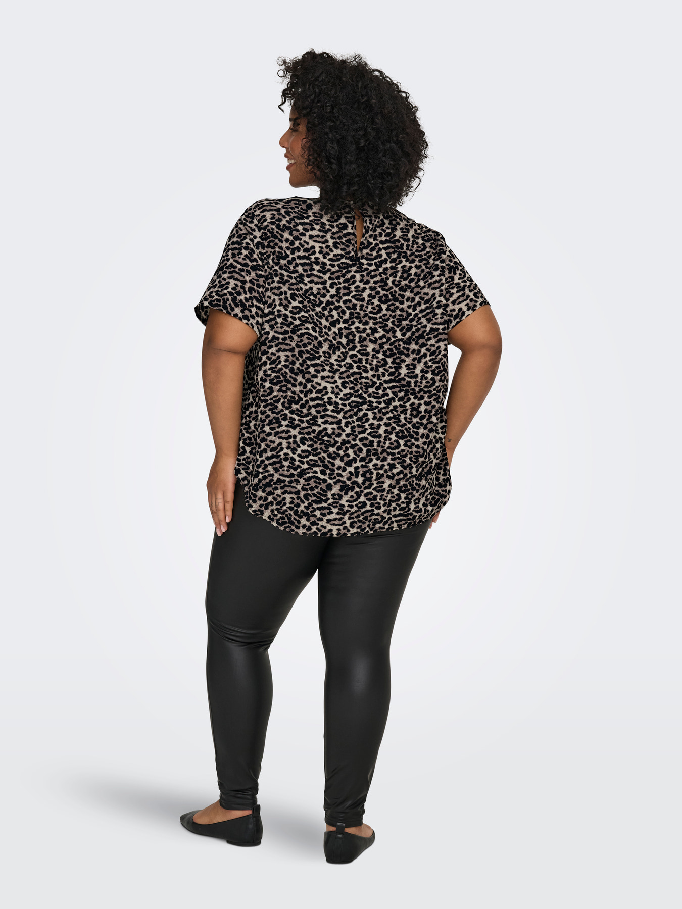 ONLY CARMAKOMA VICA S/S TOP WVN NOOS PUMICE STONE LEO - Billede 2