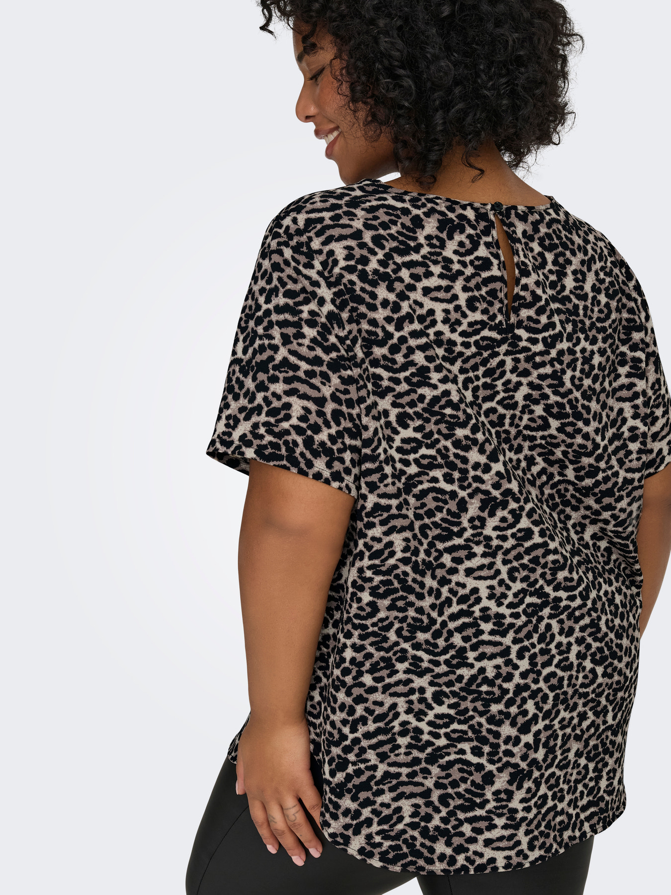 ONLY CARMAKOMA VICA S/S TOP WVN NOOS PUMICE STONE LEO - Billede 4