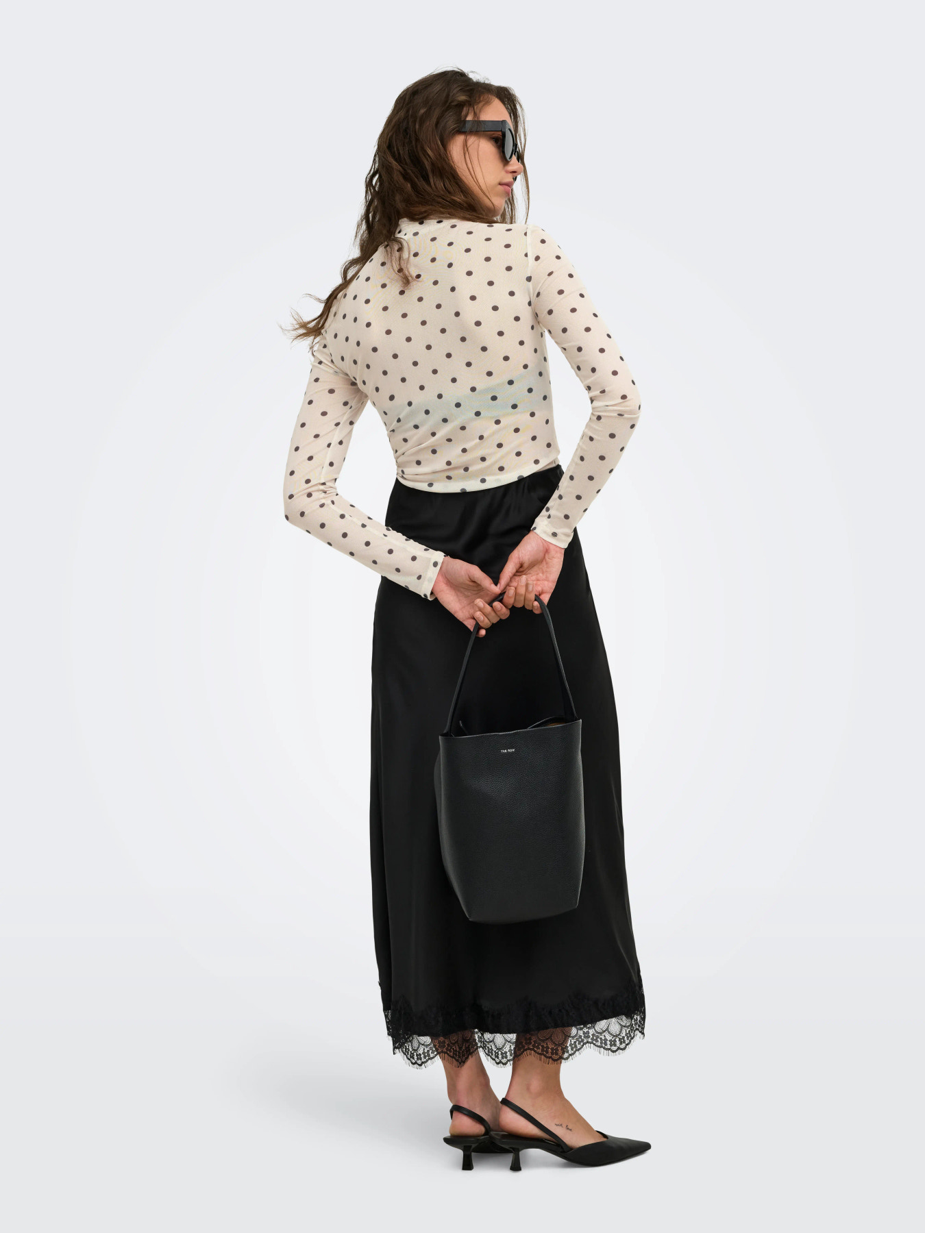 ONLY ERICA MESH L/S TOP JRS NOOS Seedpearl Black dot - Billede 2
